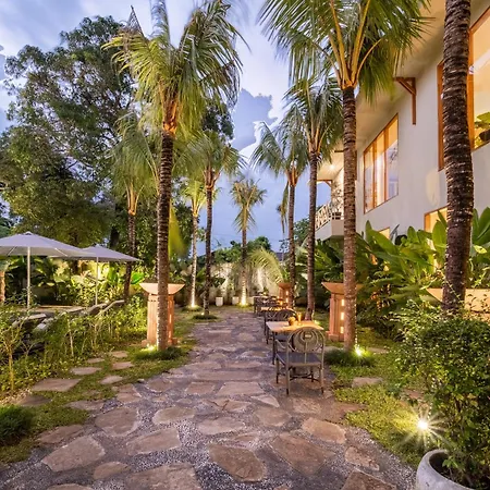 Anam Tang New Rooms & Cafe Near Seminyak