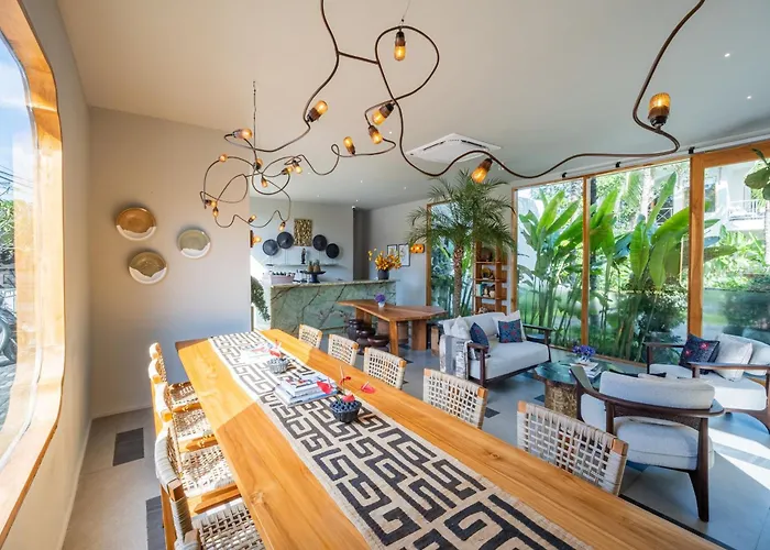ホテル Anam Tang New & Cafe Near