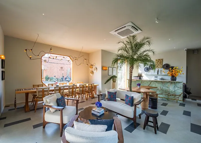 ホテル Anam Tang New & Cafe Near